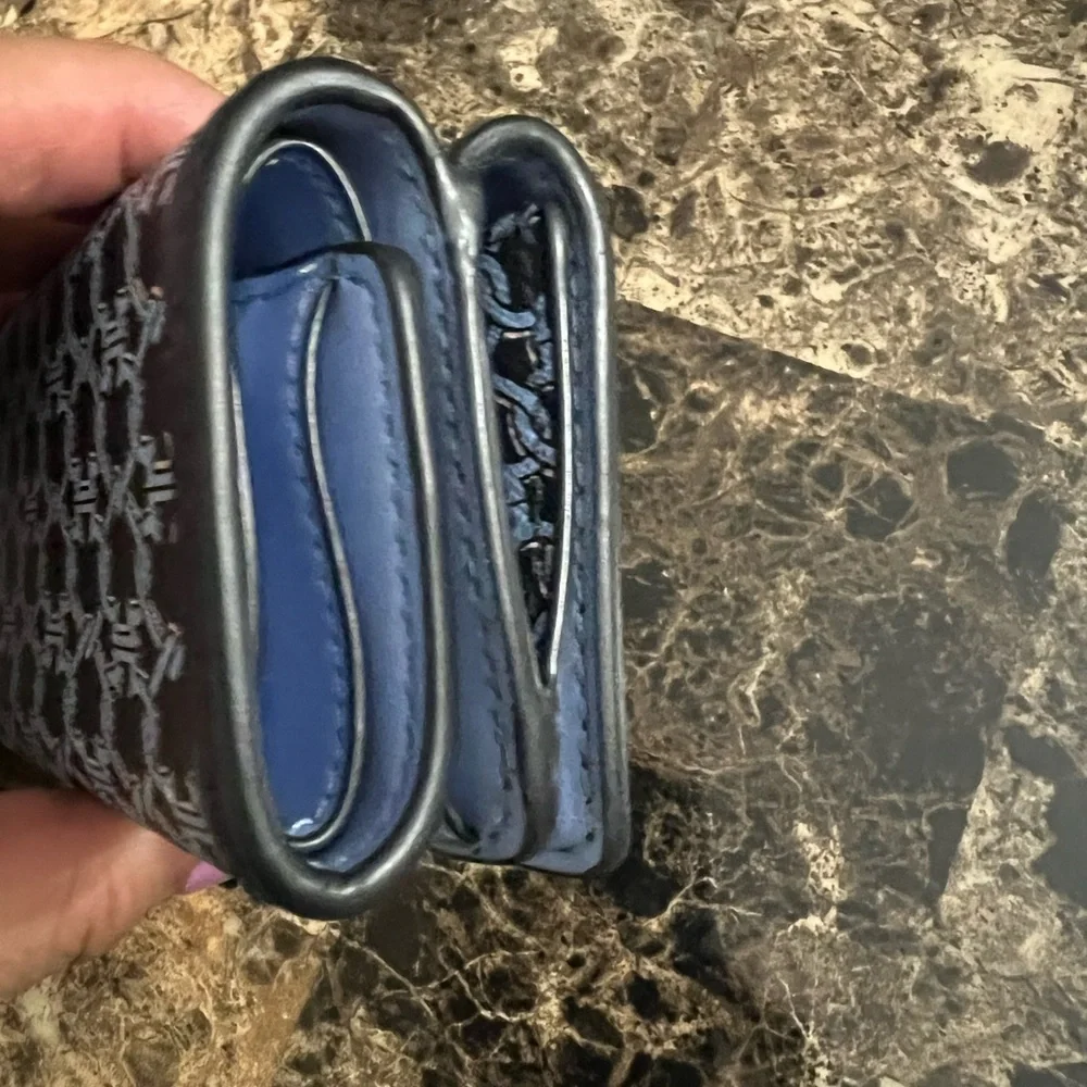Kate Spade Geometric Blue multi fold wallet NWOT